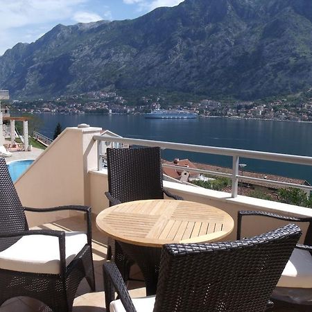 Apartment Fjord Waterfront Kotor Dış mekan fotoğraf